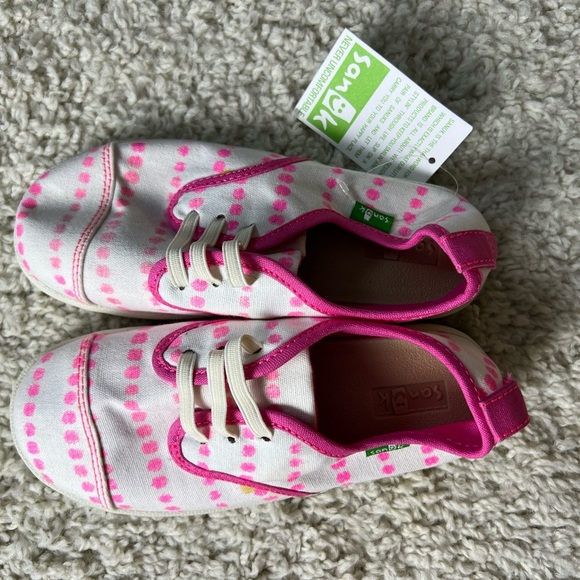 Girls size 12 Sanuk Lil Mollie Prints Slip on Shoes NWT - Picture 3 of 11